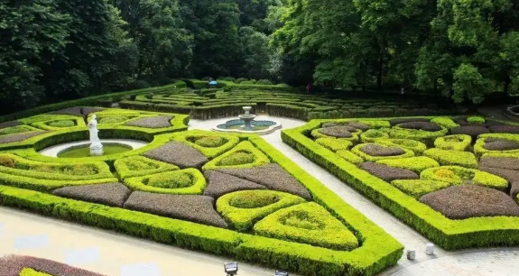 園林綠化養(yǎng)護必備知識